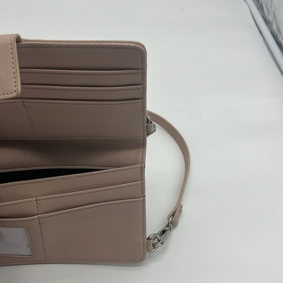 NWOT Steve Madden Slim Crossbody Wallet - Picture 5 of 5